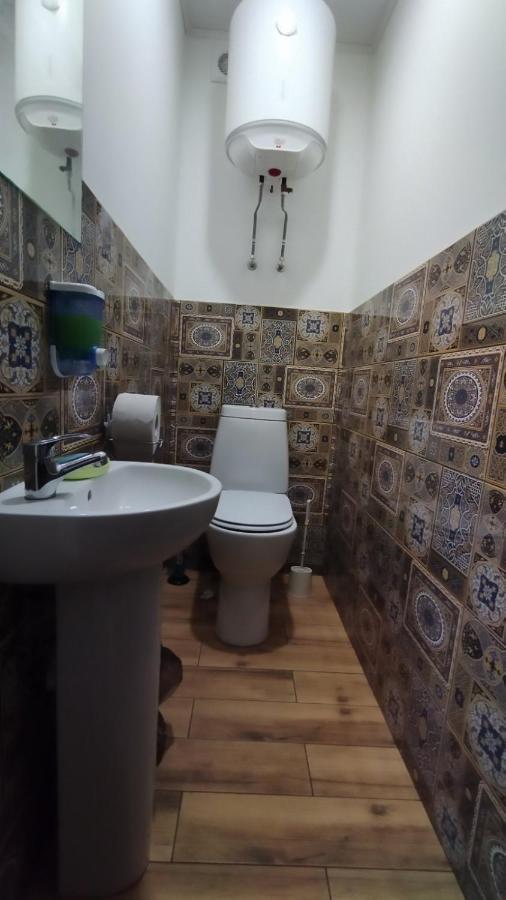 Отель "Swallow House" تشيركاسي المظهر الخارجي الصورة
